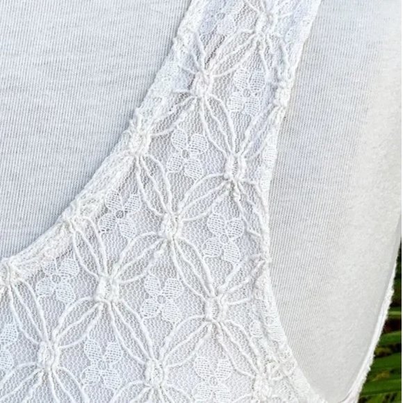 NWT Charlotte Russe Sleeveless Lace Mini Dress - Picture 3 of 7